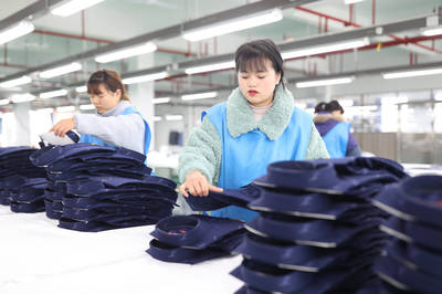 贵州玉屏:服装加工助力就业增收